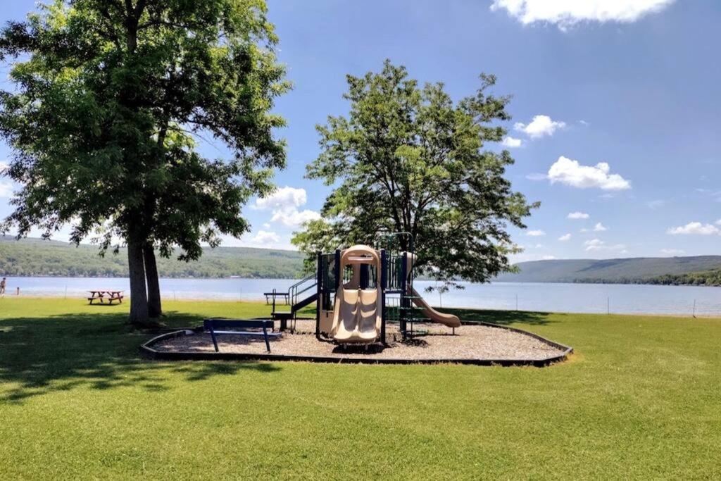 The Modern Forge Ny, Honeoye Lake Dış mekan fotoğraf